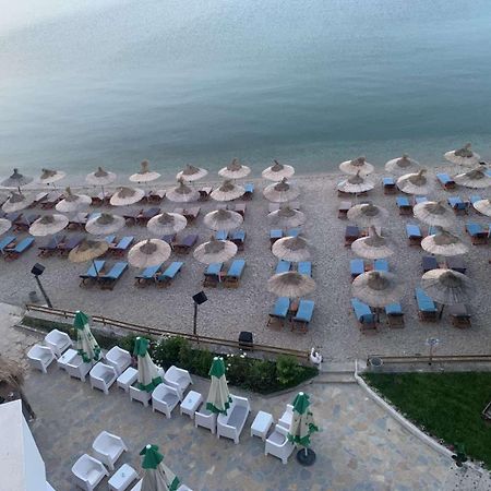 Hotel Demoli Поградец Экстерьер фото
