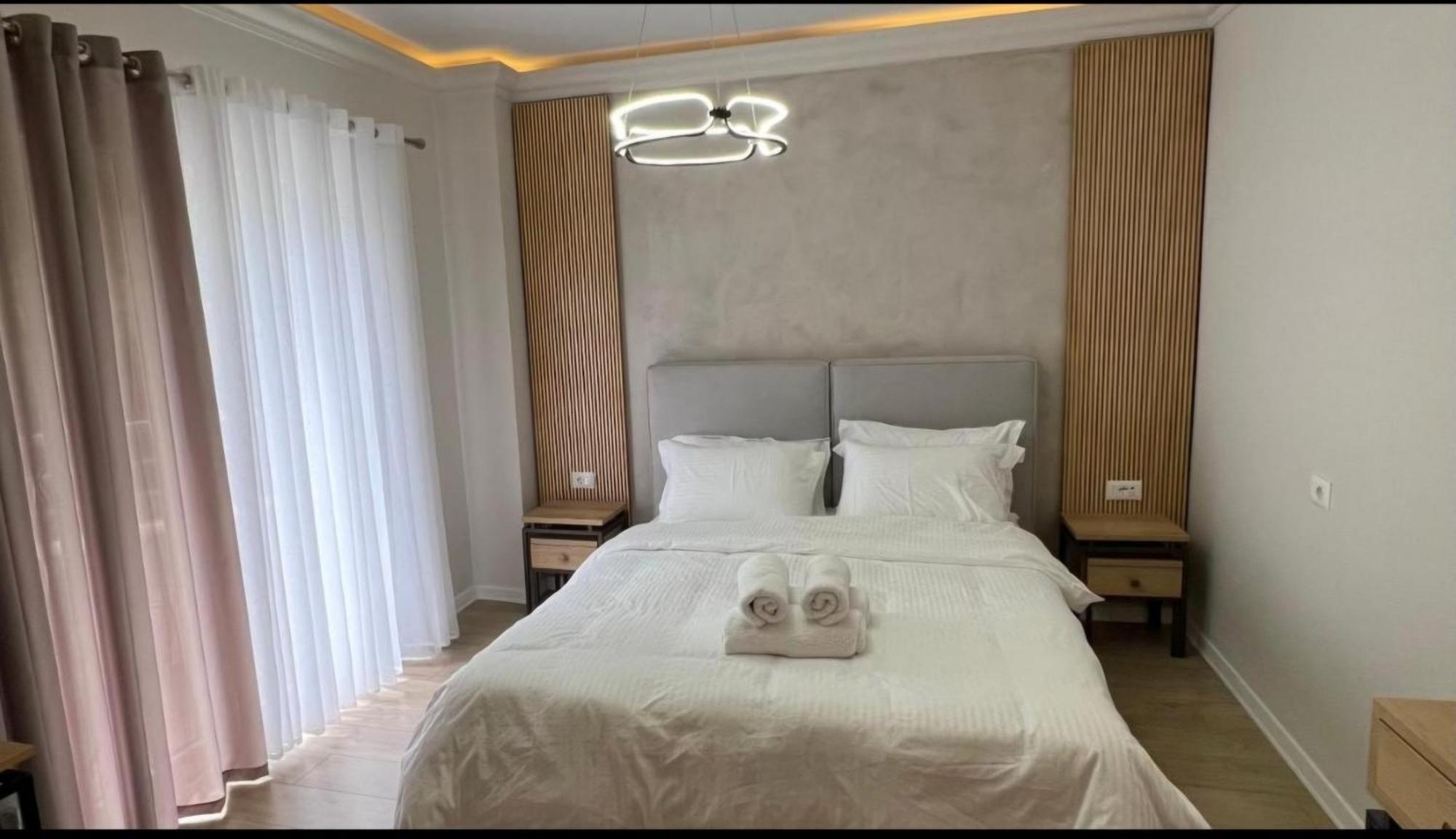 Hotel Demoli Поградец Экстерьер фото